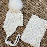 Cappello lana merino latte trecce con pompom Mi Lucero x LA NUVOLA LAB I25297