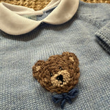 Completo azzurro con colletto tondo e ricamo orsetto Mi Lucero x LA NUVOLA LAB I25070