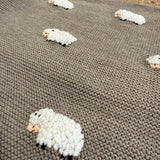 Copertina tortora ricamo pecorelle fatto a mano pura Lana Mi Lucero x LA NUVOLA LAB 25265