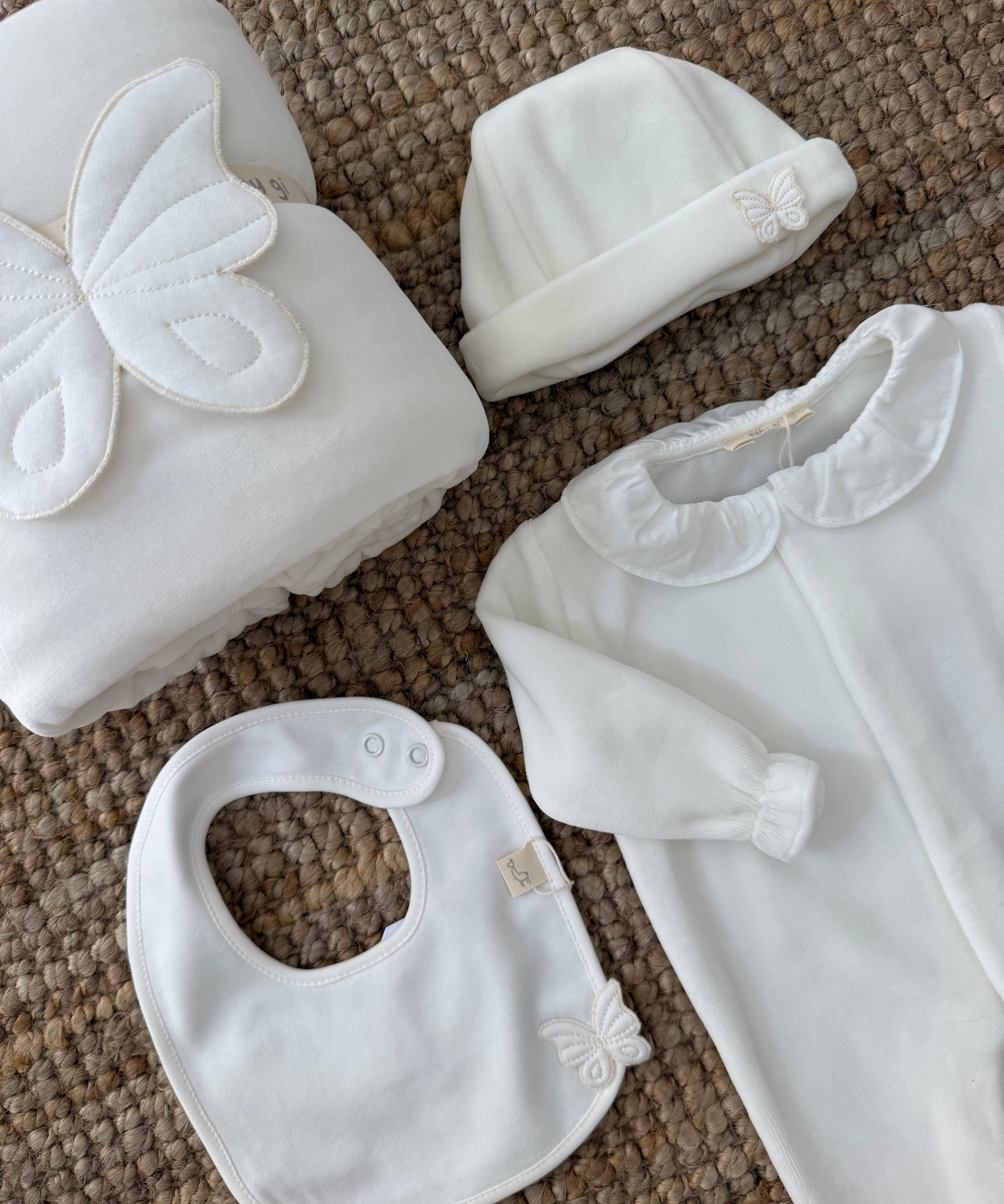 Bavaglino con farfalla BT24G BabyGi
