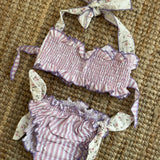 Costume LAB bikini in cotone righe rosa e bianco con dettagli fiorellini