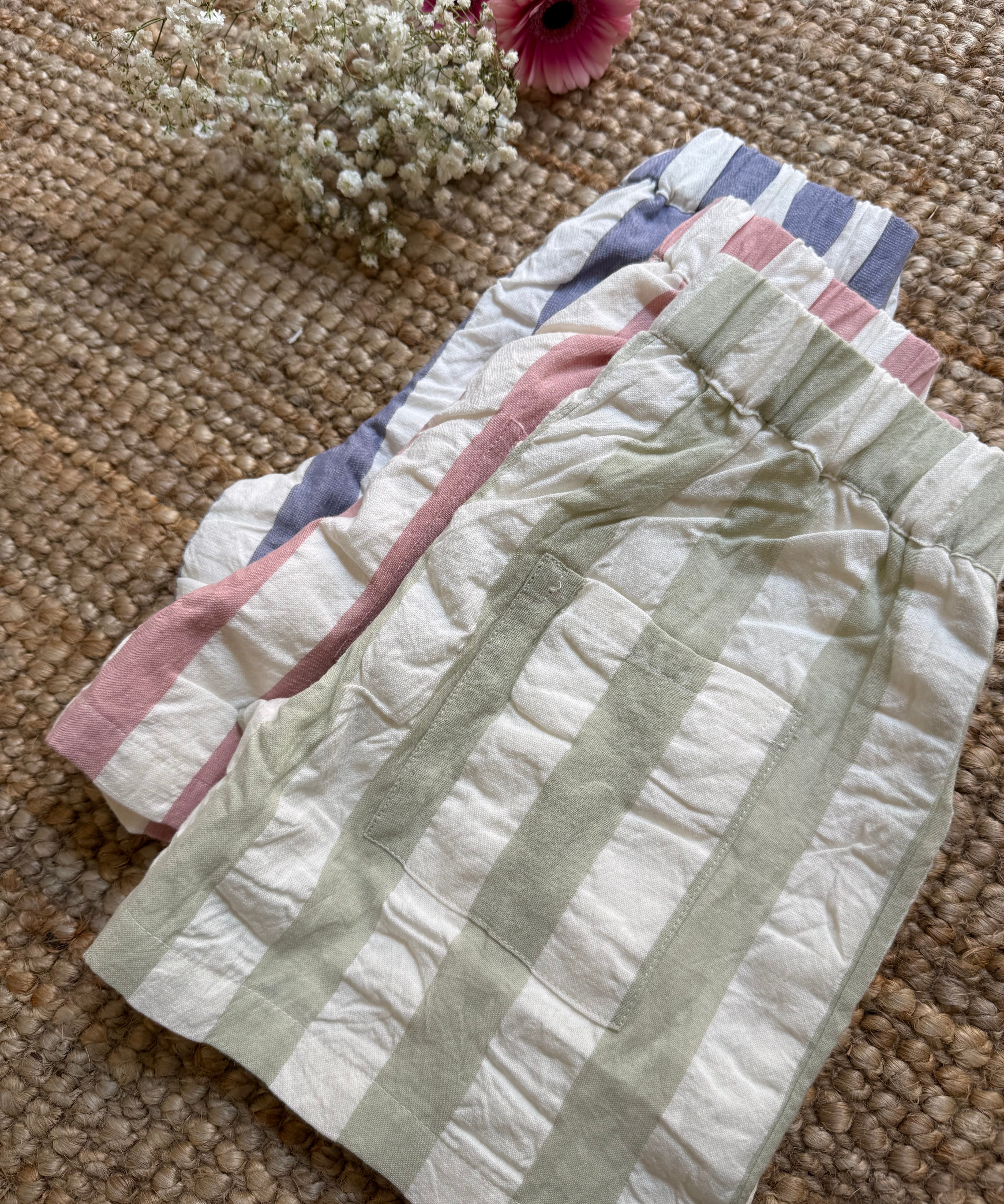 Shorts rigoni verde salvia e bianco Pigeon 26SUMSHW