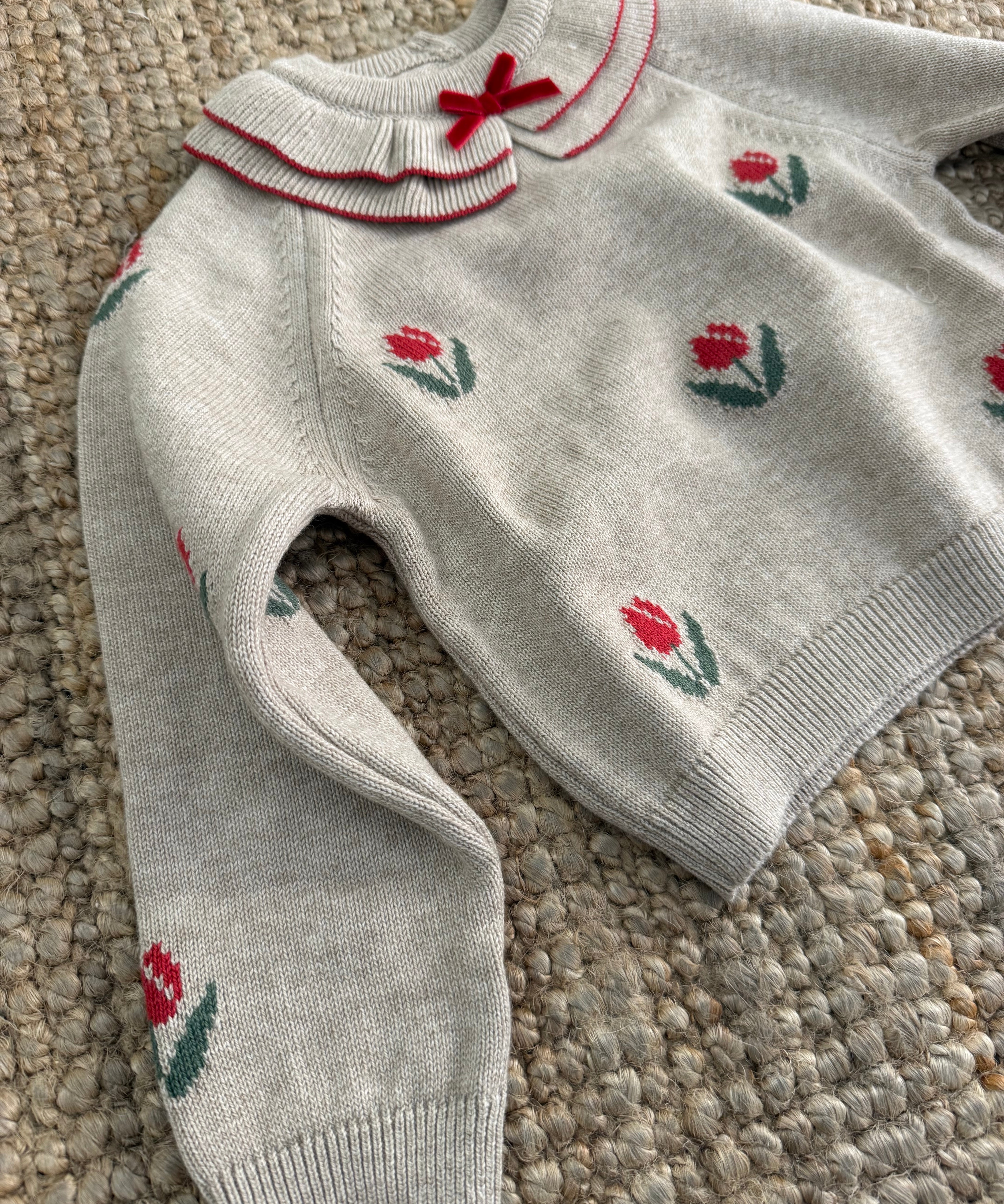 Maglione collo frill con fiorellini DK303 DrKid