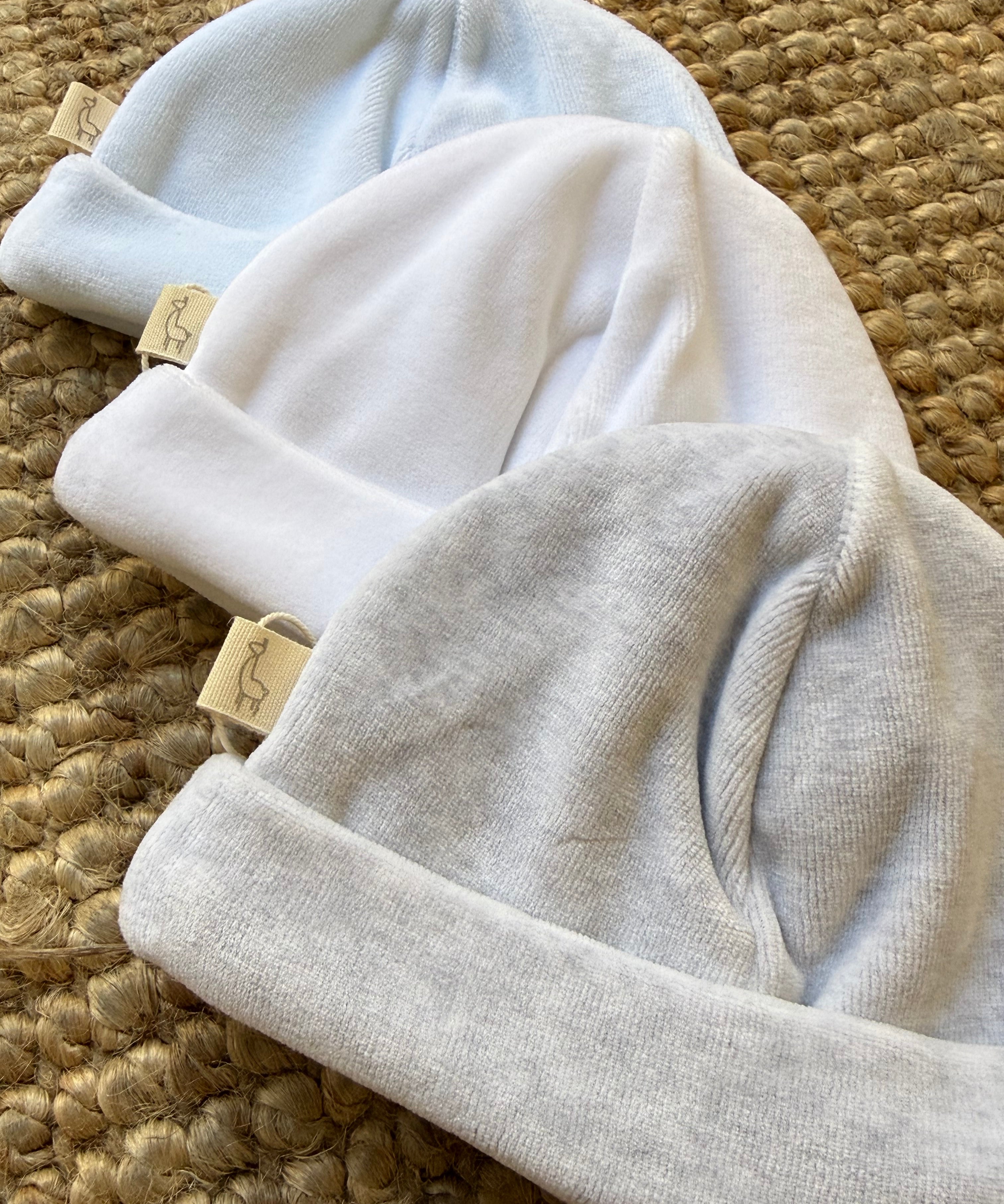Cappellino ciniglia bianco BG252 BabyGi