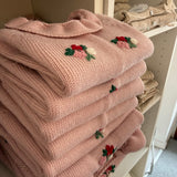 Maglioncino colletto frill rosa ricamato a mano Mi Lucero x LA NUVOLA LAB I25271