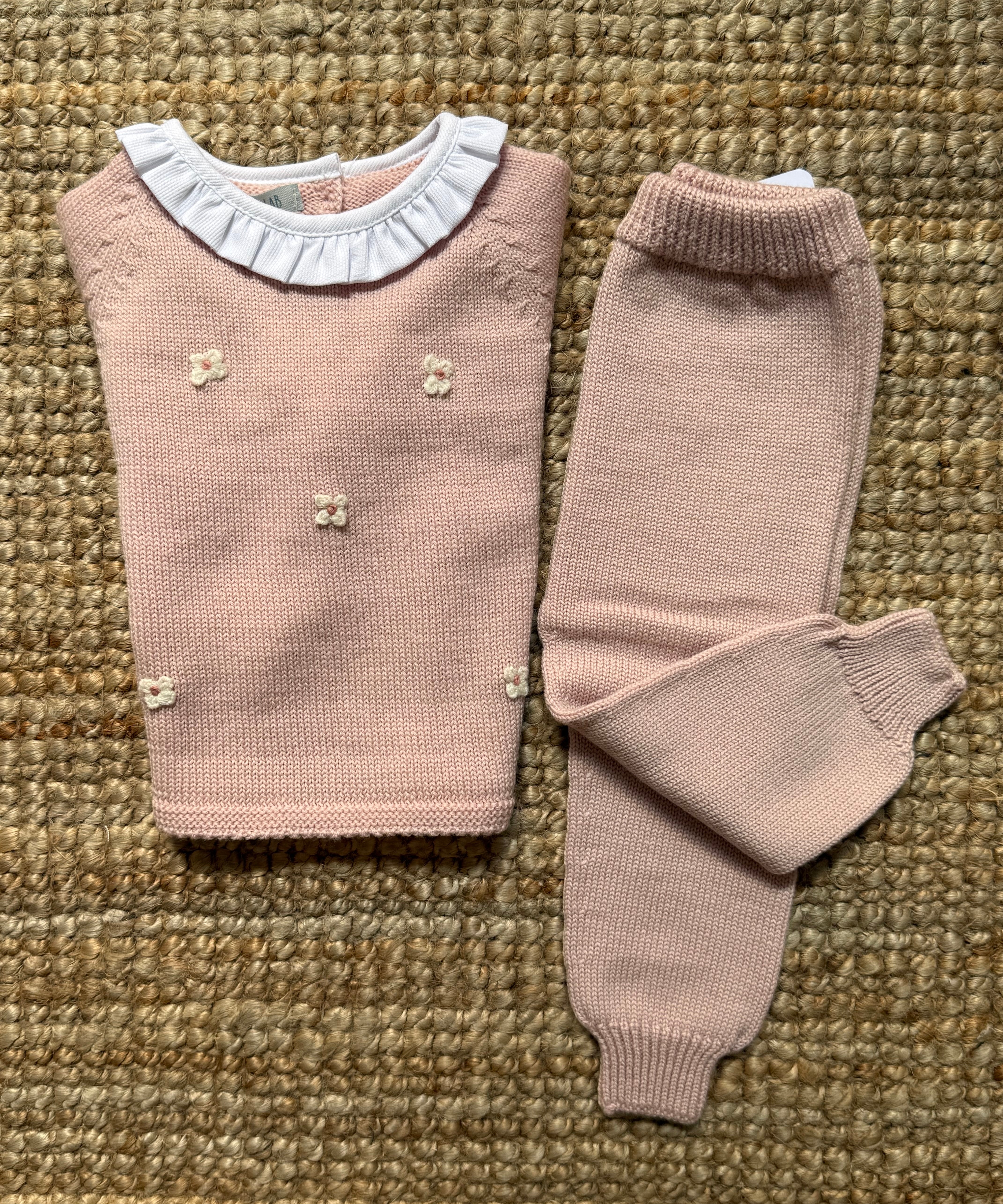 Completo rosa con colletto frill e ricamo fiorellini Mi Lucero x LA NUVOLA LAB 25070 25270