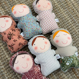 Pupazzo bambola BONBON mis. piccola - Tessuti e Vissuti capsule x LANUVOLALAB