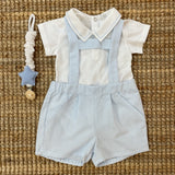 Completo newborn body con colletto ricamato e bermuda con bretelle micro vichy bianco azzurro DK119 DK120