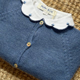 Polo con colletto ricamato a mano profili blu Malvi F26M026CAJJ