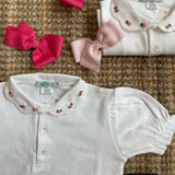 Polo LAB Rebecca colletto petalo in piquet mezza manica con ricamo fiorellino rosa