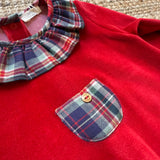 Tutina in ciniglia rosso con colletto frill e dettagli tartan PR50G