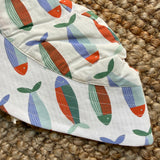 Cappello da spiaggia reversibile pesciolini + righine bianco e verde Pigeon 26REVSA