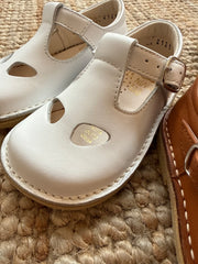 Sandalo occhietti in cuoio bianco LAB 5004