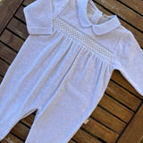 Tutina in ciniglia grigio con ricamo smock e colletto azzurro in piquet BG52
