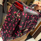 Borsa cartella grande con tracolla nera fantasia ciliegie Naj-Oleari