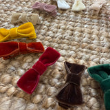 Molletta clip LAB rivestita in velluto con fiocchetto