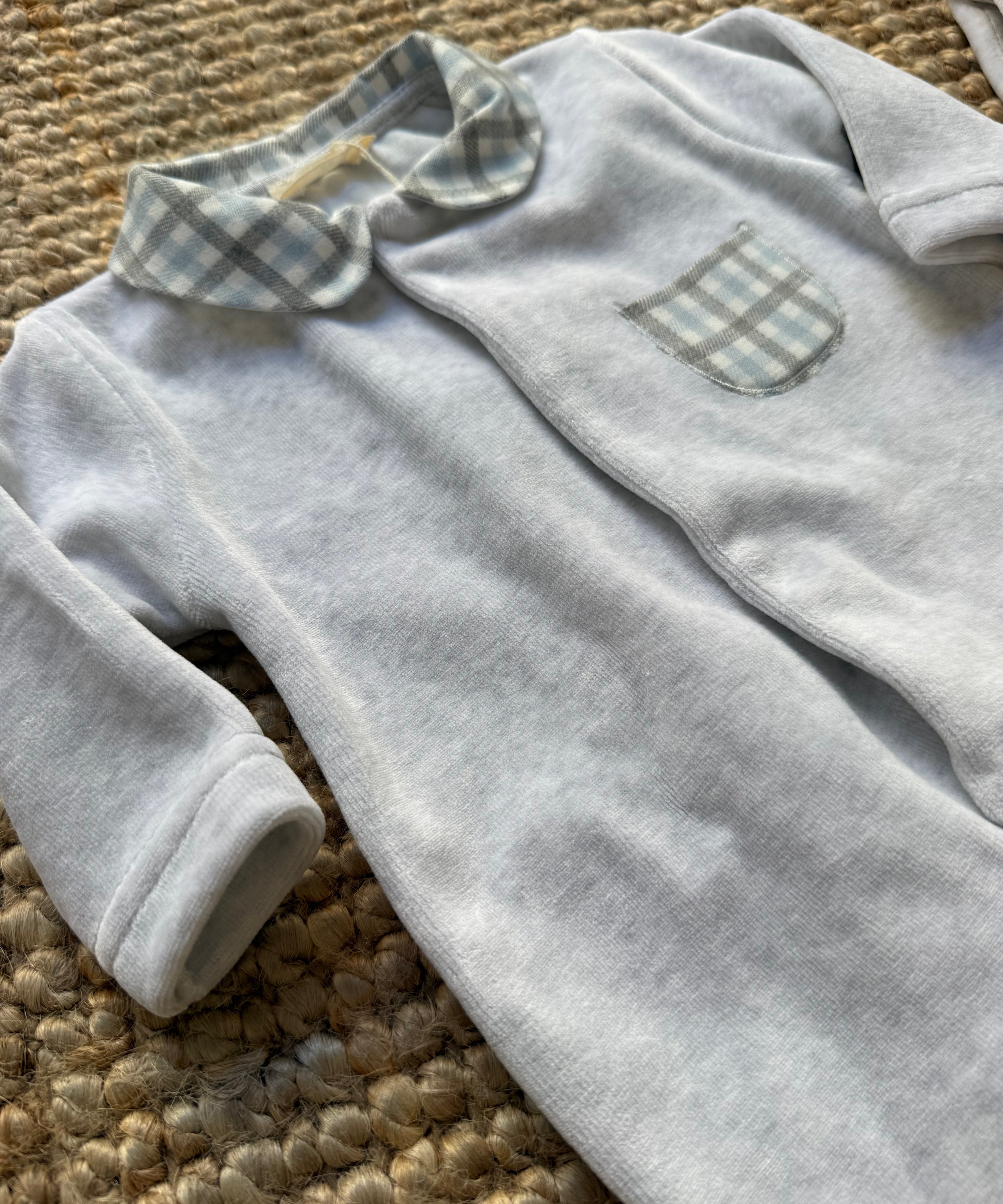 Tutina in ciniglia grigio dettaglio vichy IH53B BabyGi