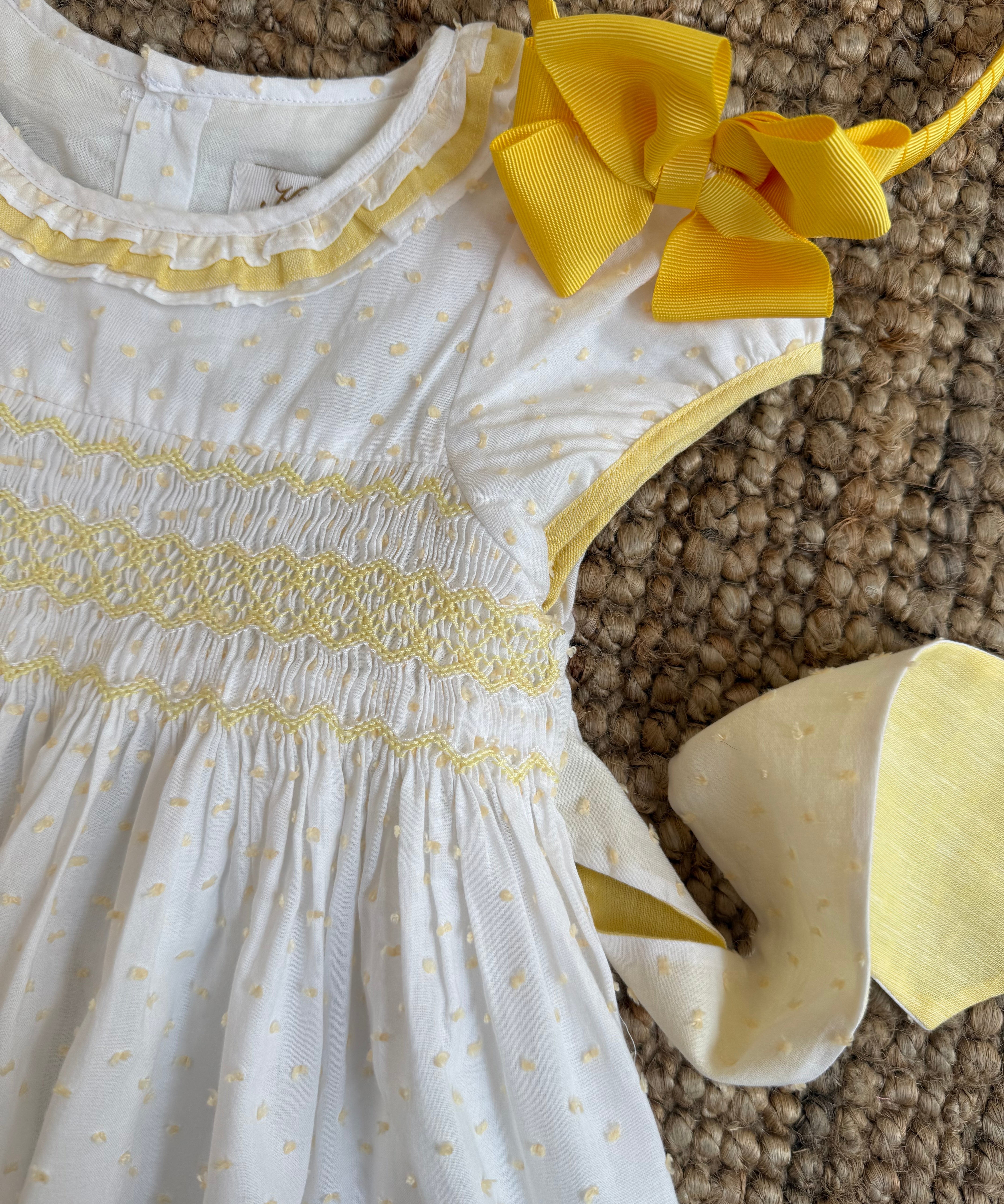 Abito ricamo smock plumetis giallo Hars Kidiwi 36191