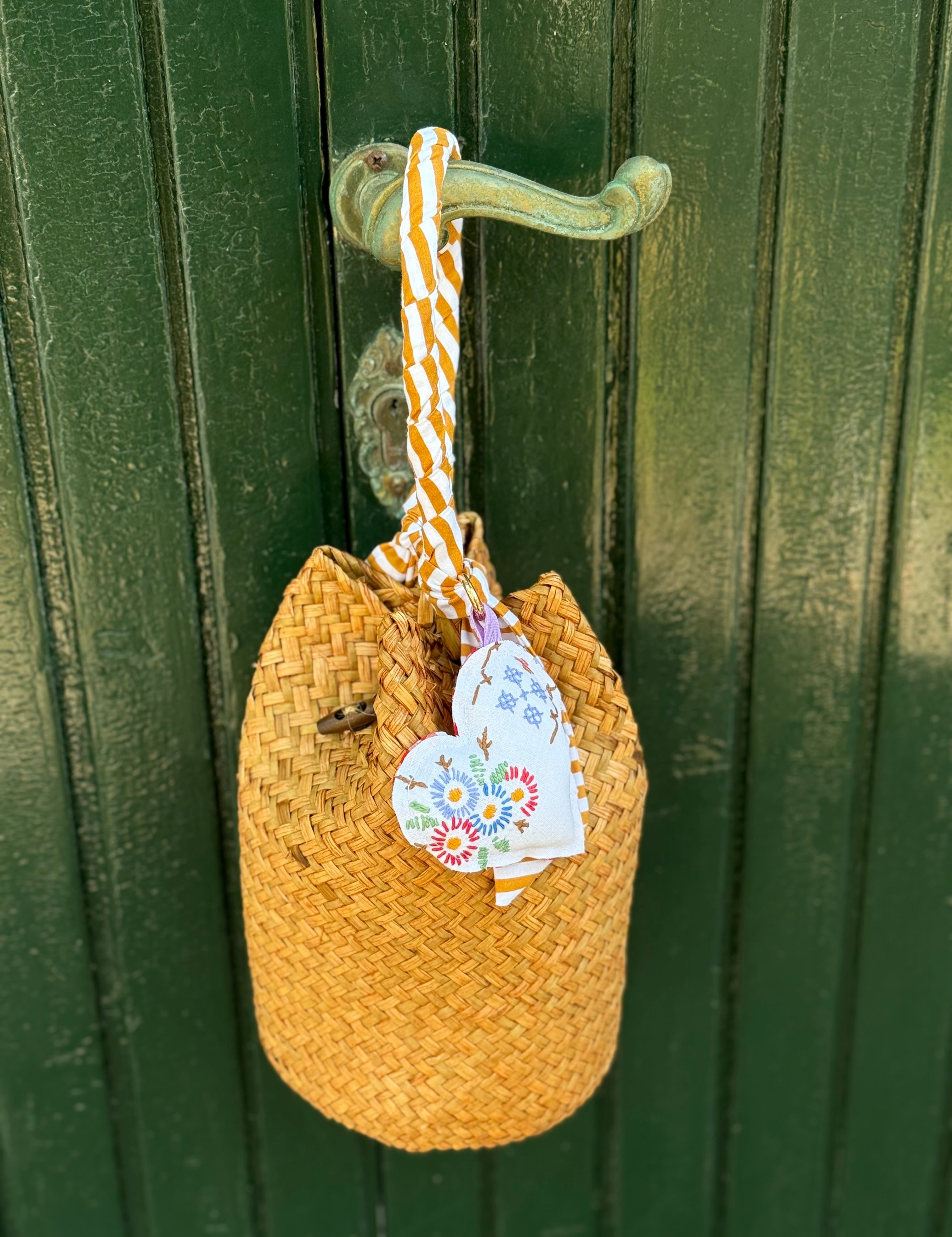 Borsa LAB paglia manico fantasia con cuore imbottito stoffa vintage