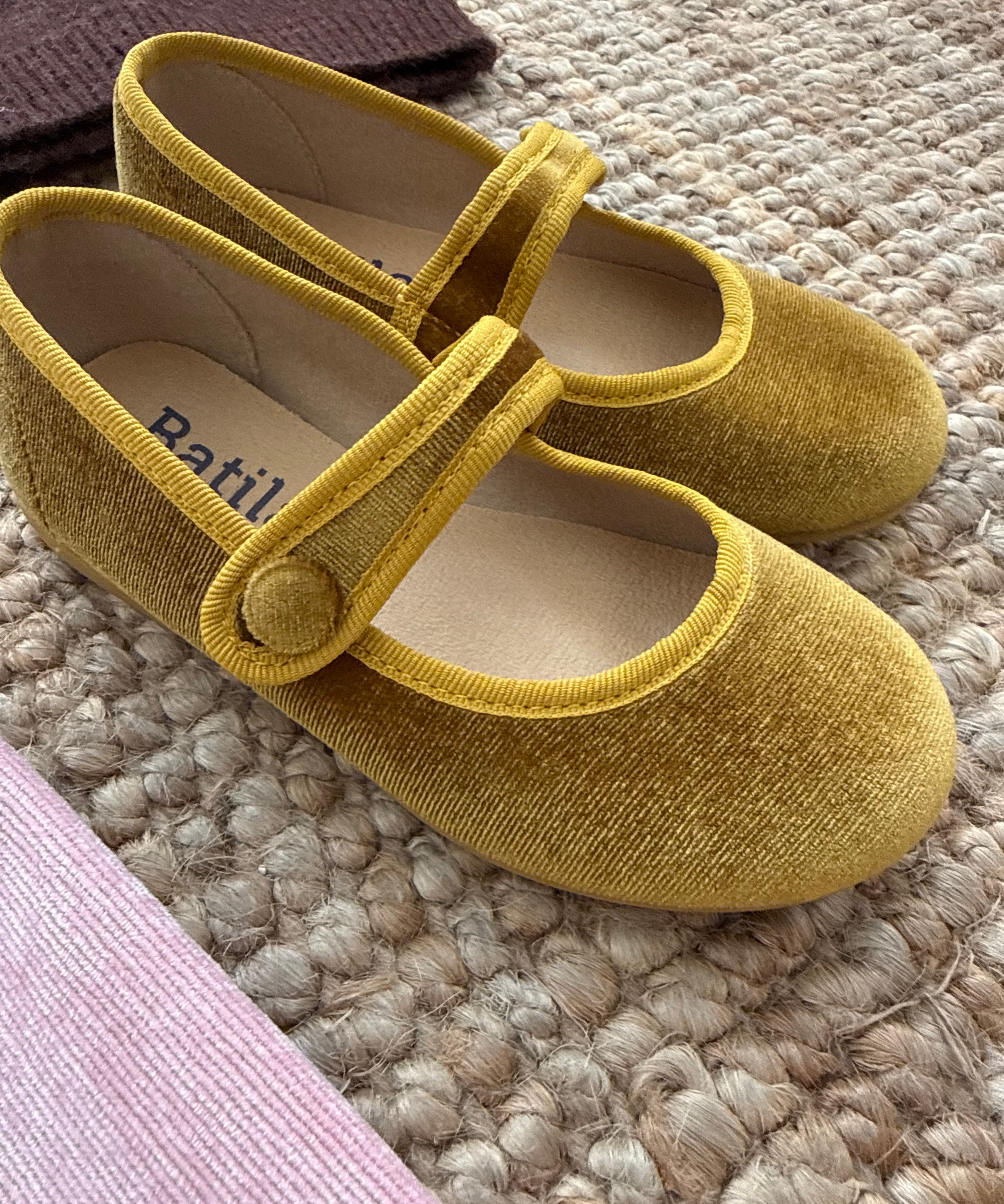 Ballerine in velluto cannella con bottone Batilas 17351
