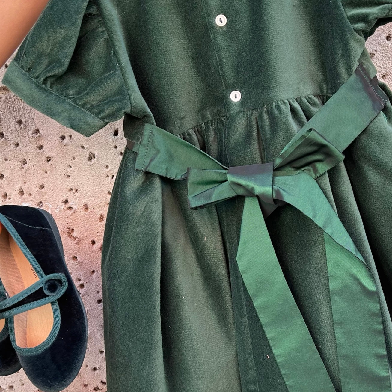 Abito velluto verde con colletto cappe Mariella Ferrari AB013MC