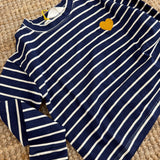T-shirt riga blu e latte con cuore ricamato 42415 Compania Fantastica