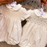 Pagliaccetto battesimale newborn in flanella burro ricamo punto smock F25I134TUNN