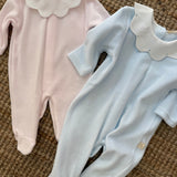 Tutina in ciniglia azzurro collo petalo in piquet con ricamo pois DY50 BabyGi