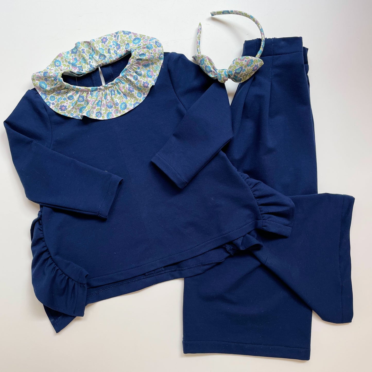 Completo Agata LAB casacca frill laterale e pantalone palazzo blu