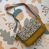 Tracolla patchwork LAB velluto mostarda + bacche e fiorellini