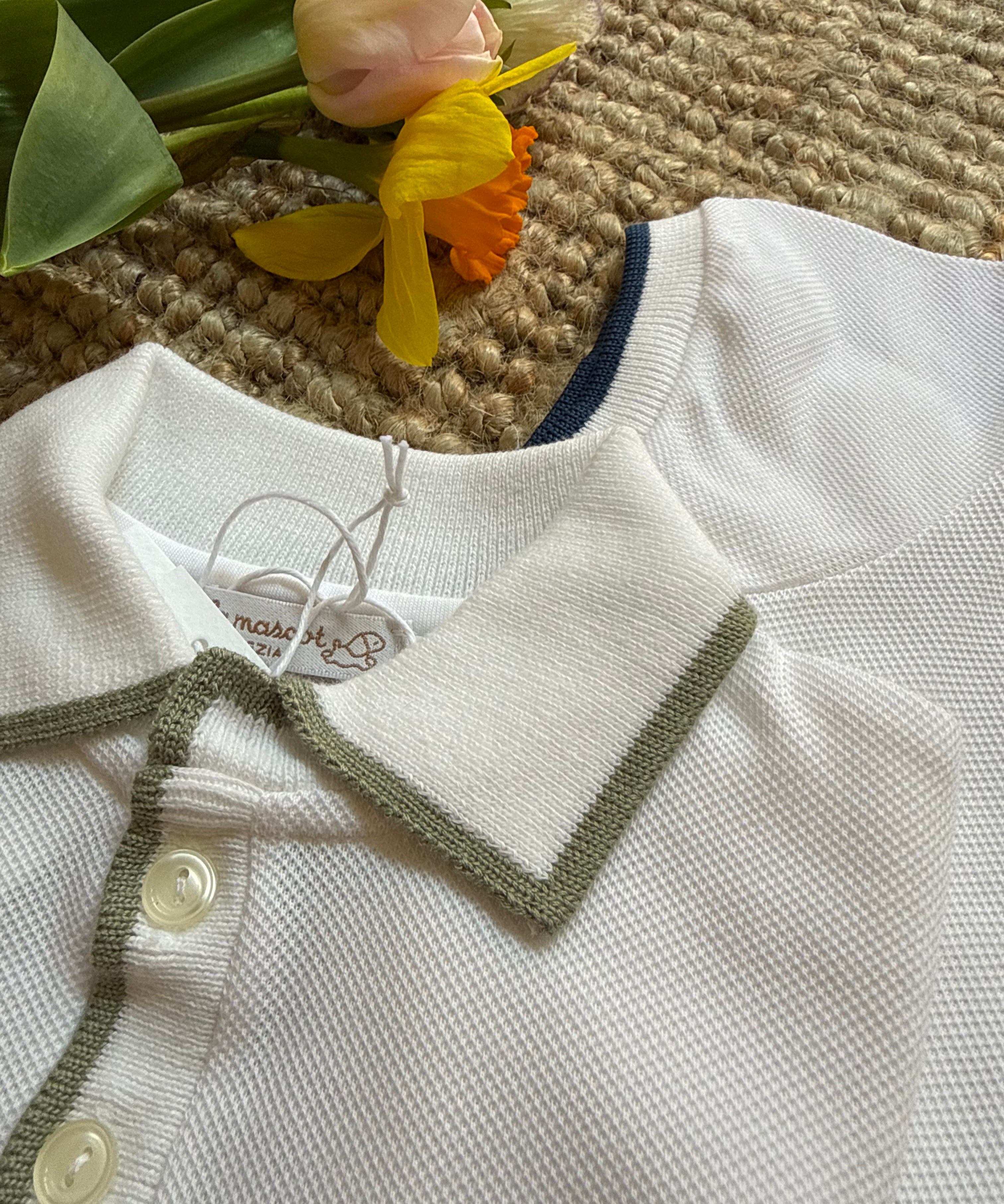 Polo in piquè bianco profilata dettagli verde La Mascot 55/1208012