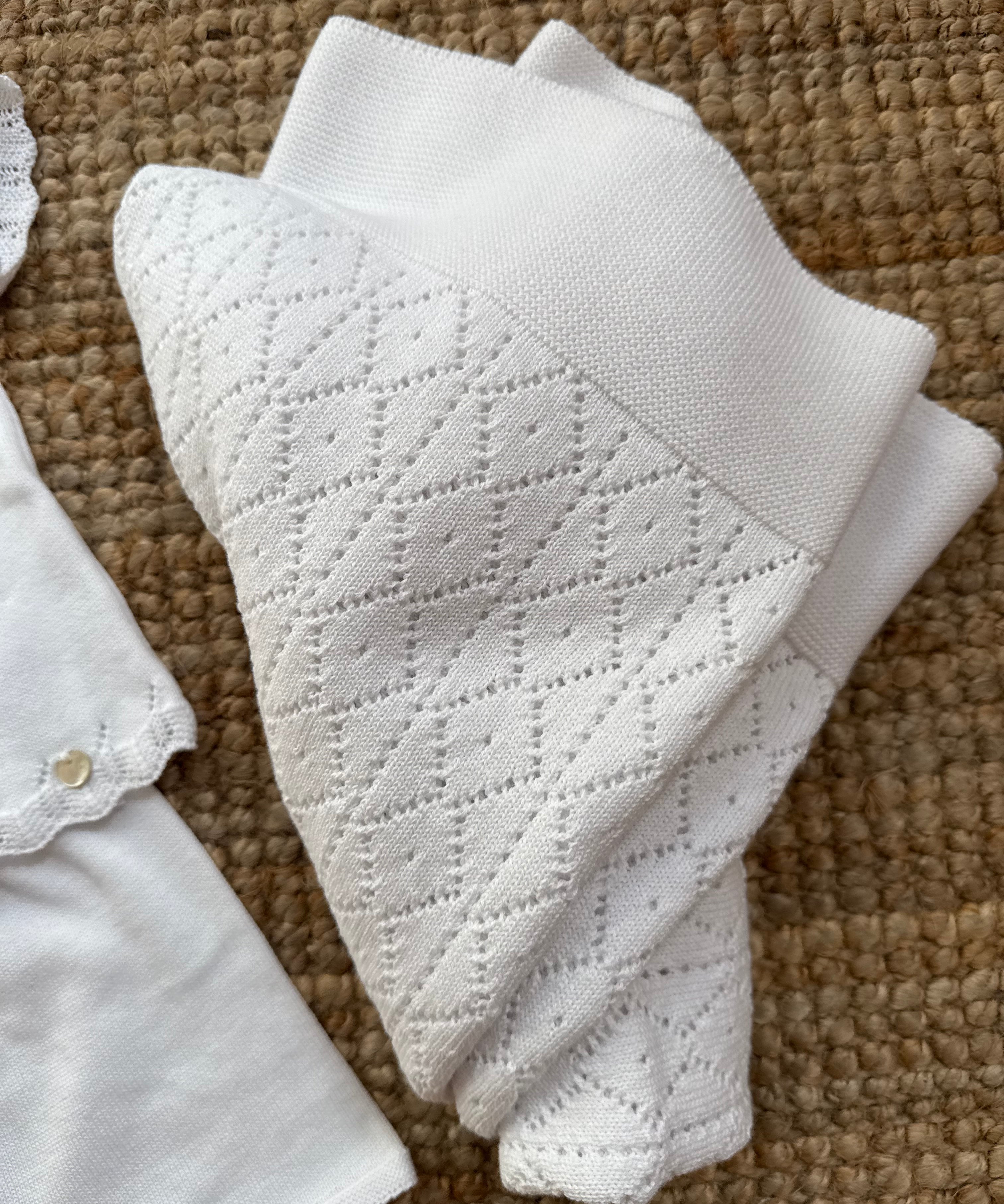 Copertina newborn bianco DK124