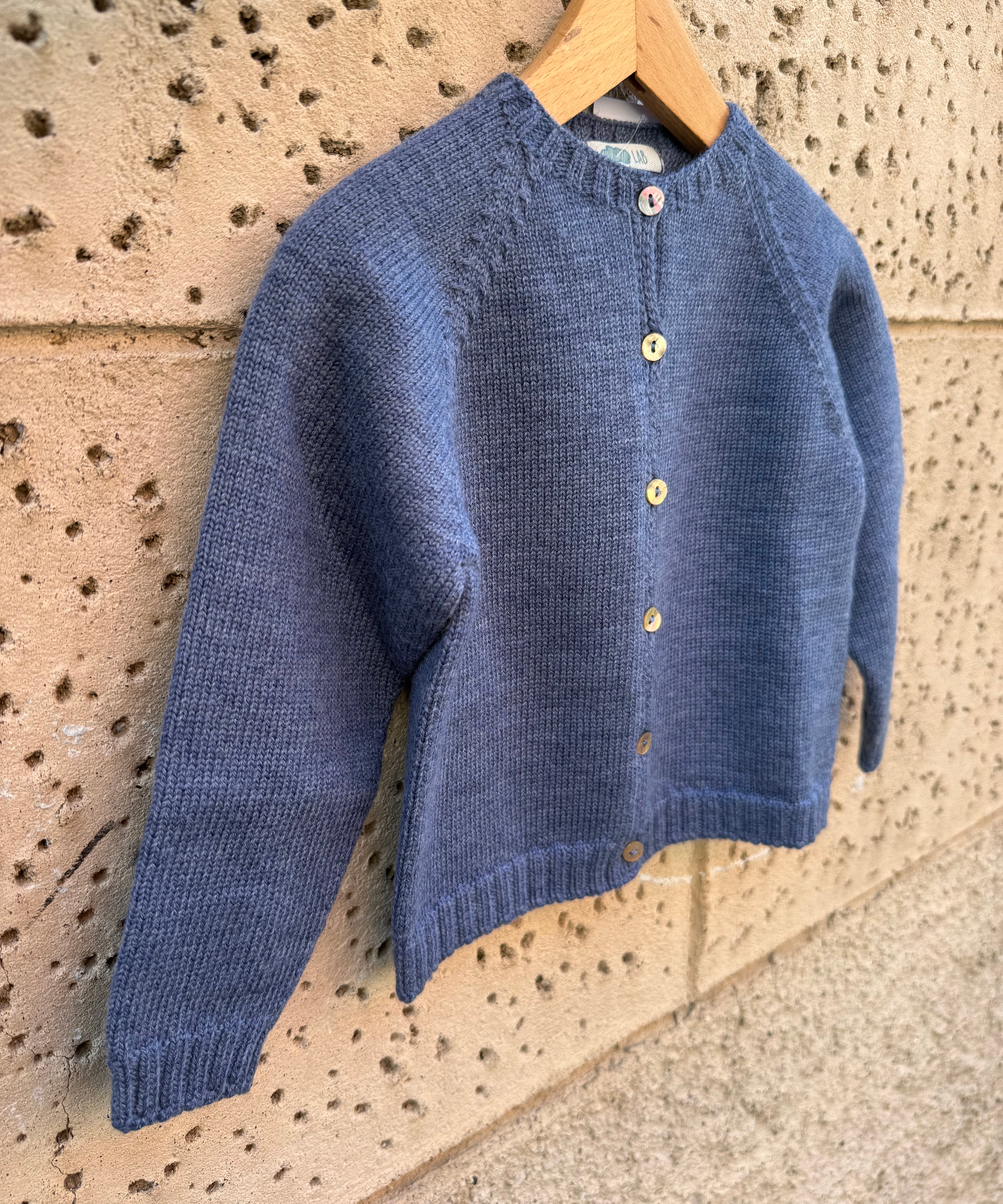 Cardigan girocollo avio con costurini Mi Lucero x LA NUVOLA LAB 26269
