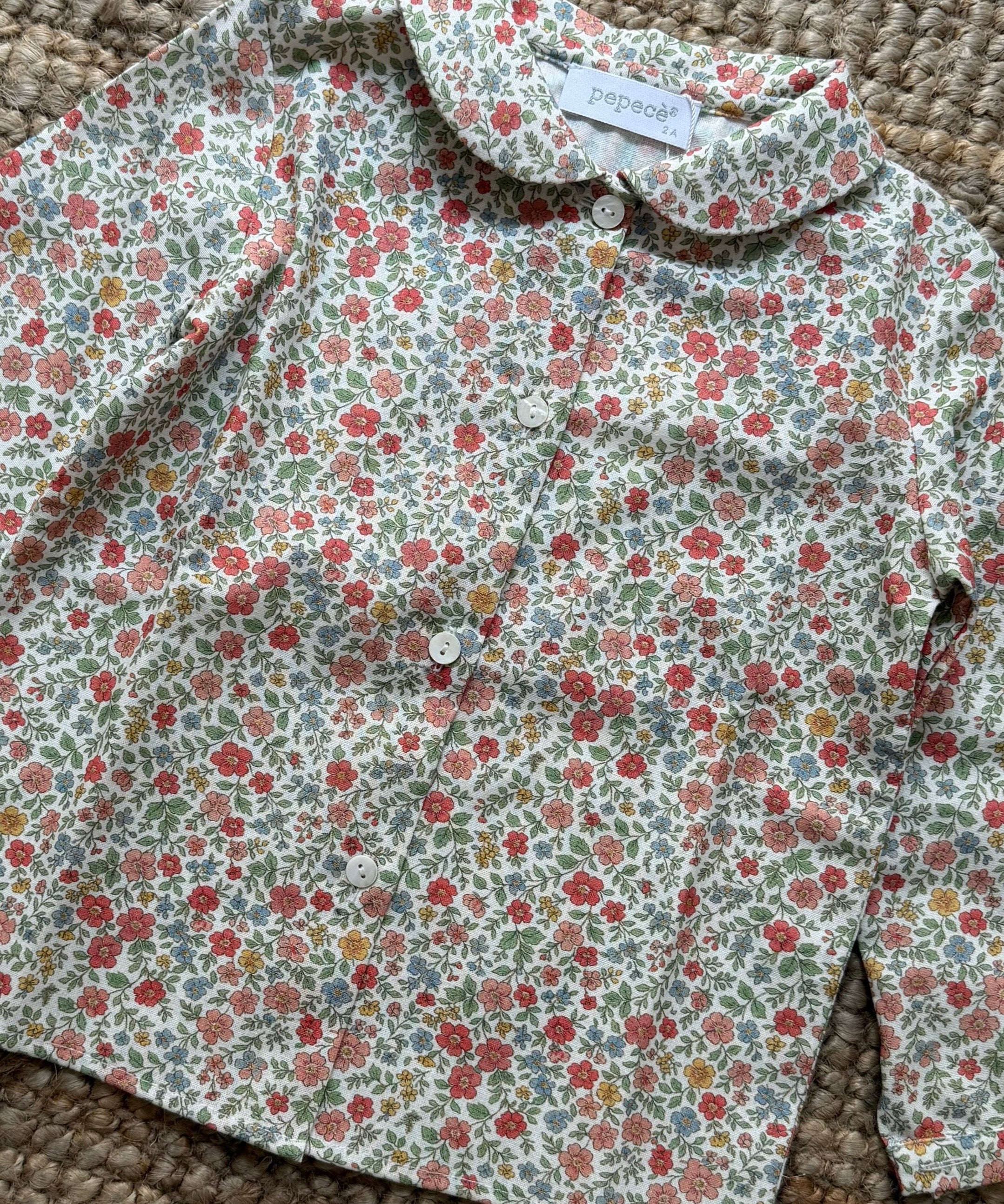 Camicetta fiorellini multicolor collo tondo 7320 74 Pepecè