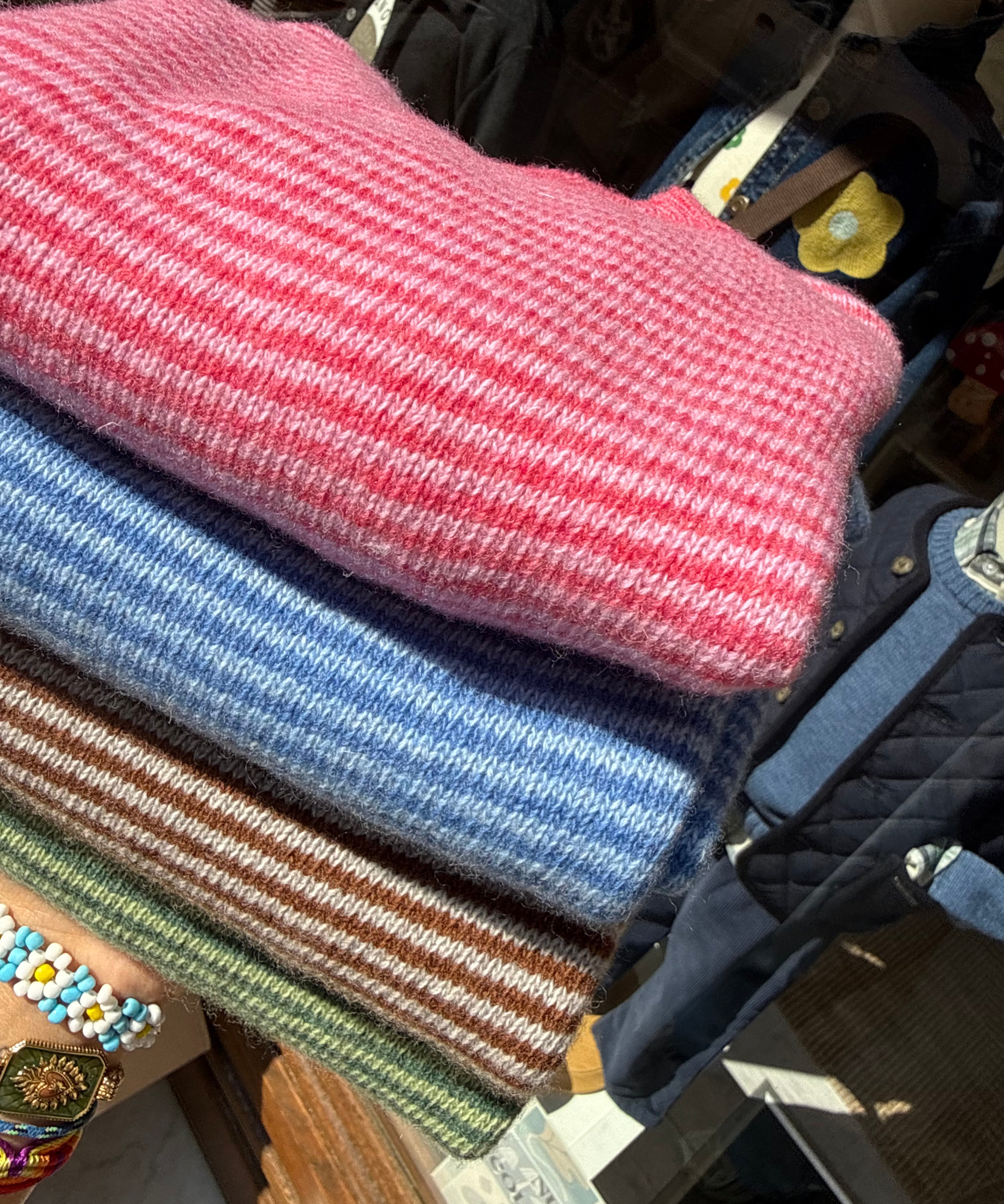 Maglione in lana merinos righe fucsia e rosa Olliwool OWR