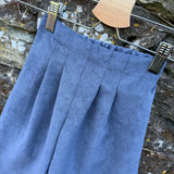 Pantalone palazzo LAB Ginny in velluto a microcostine blu polvere con pences