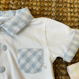 Completo newborn polo con dettagli maxi vichy azzurro e bianco con coulotte DBV25803