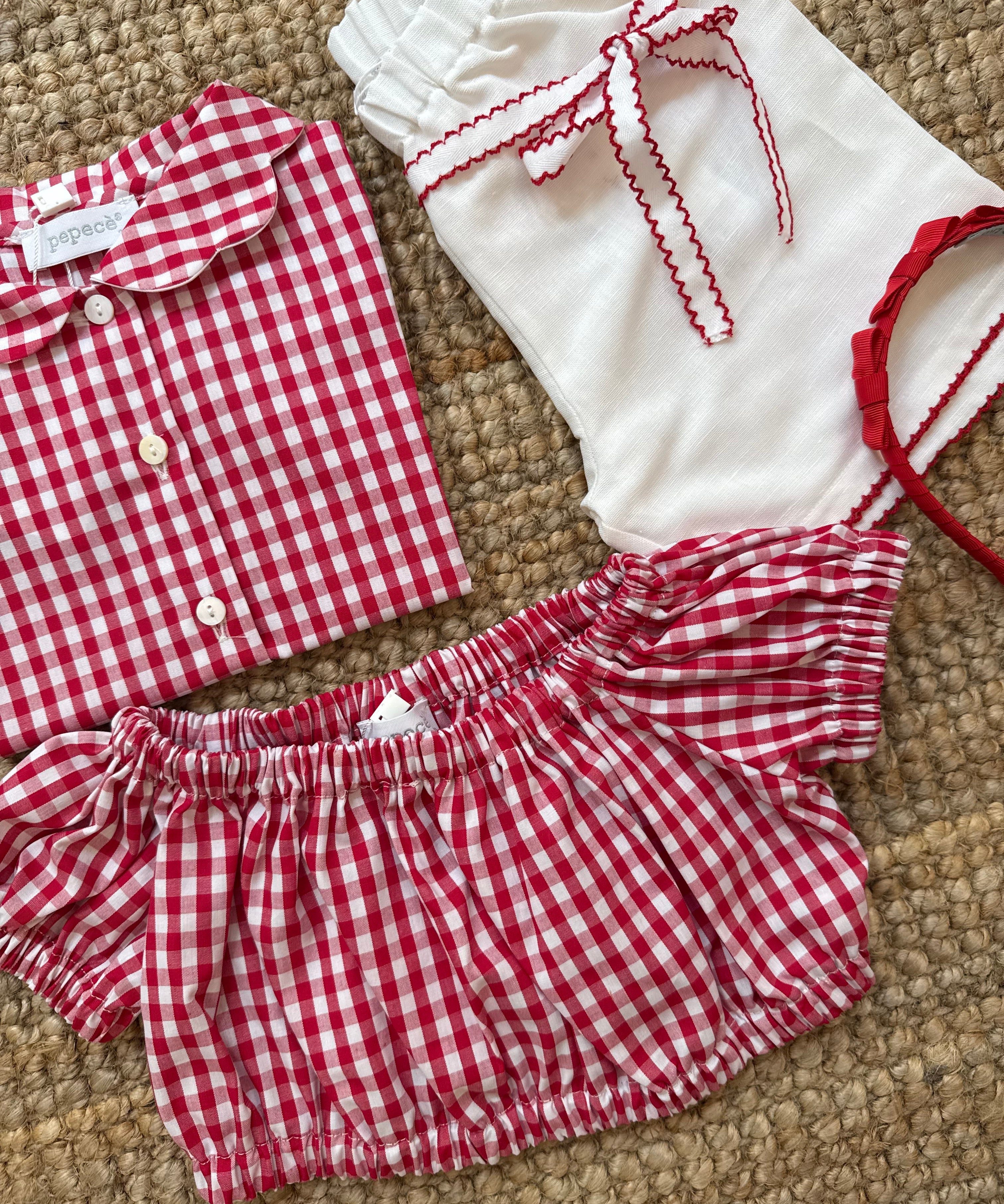 Top elasticato a mezza manica vichy rosso e bianco 524 47 Pepecè