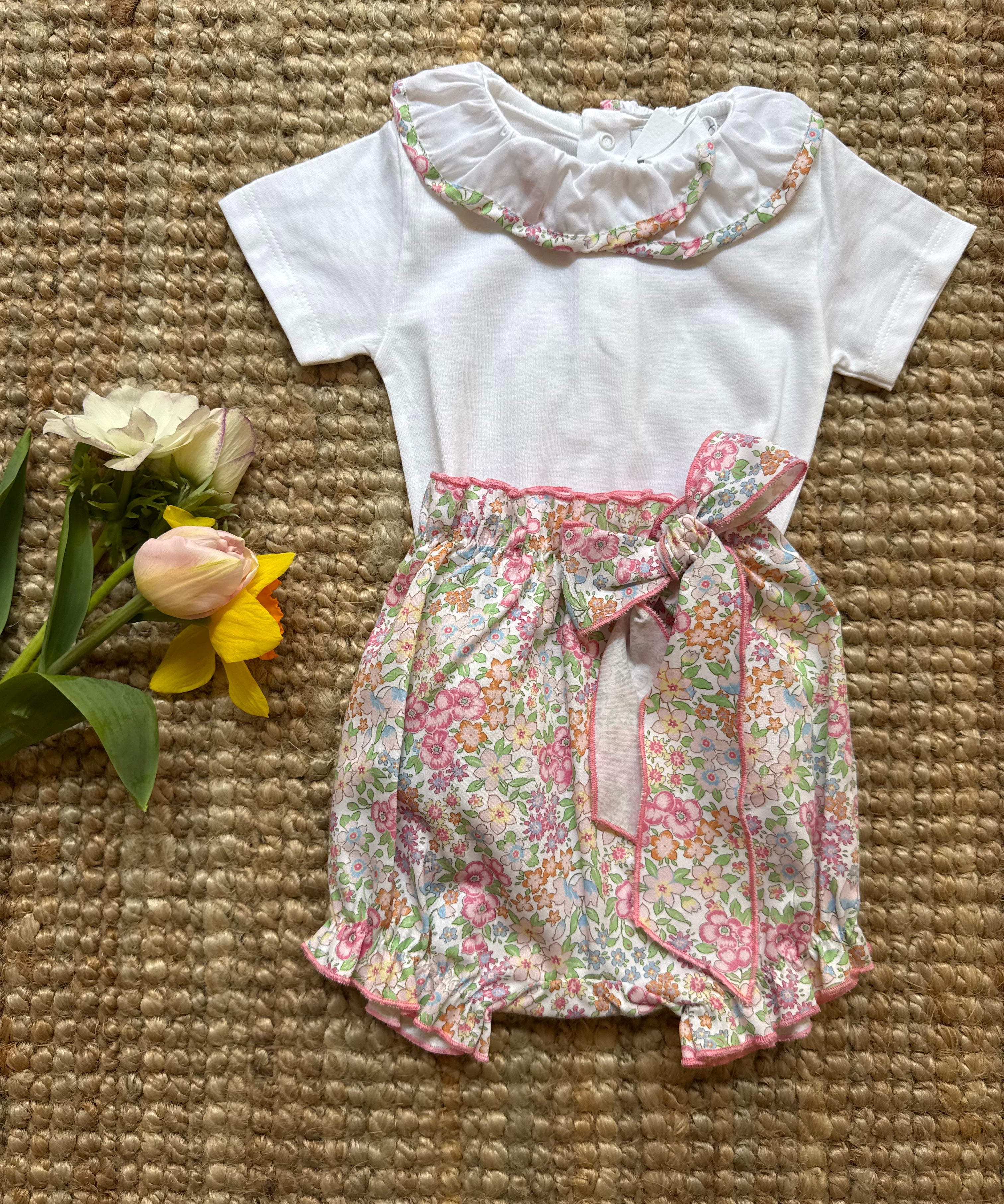 Completo body newborn collo profilato fantasia fiorellini e bloomers La Mascot 55/6363008 55/7610746