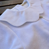 Tutina in ciniglia bianco con colletto petalo piquet PQ50