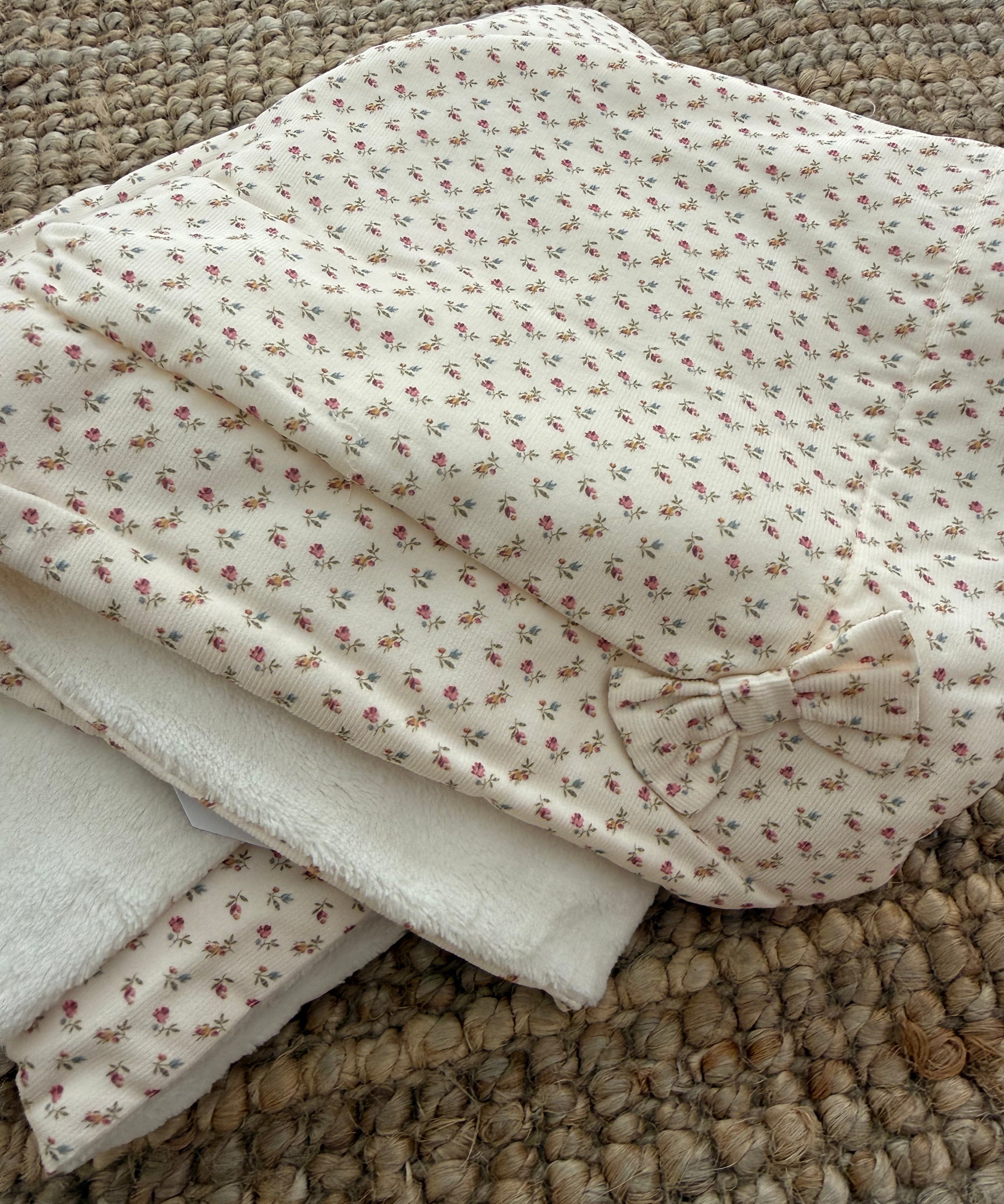 Coperta fantasia fiorellini HE600G Babygi