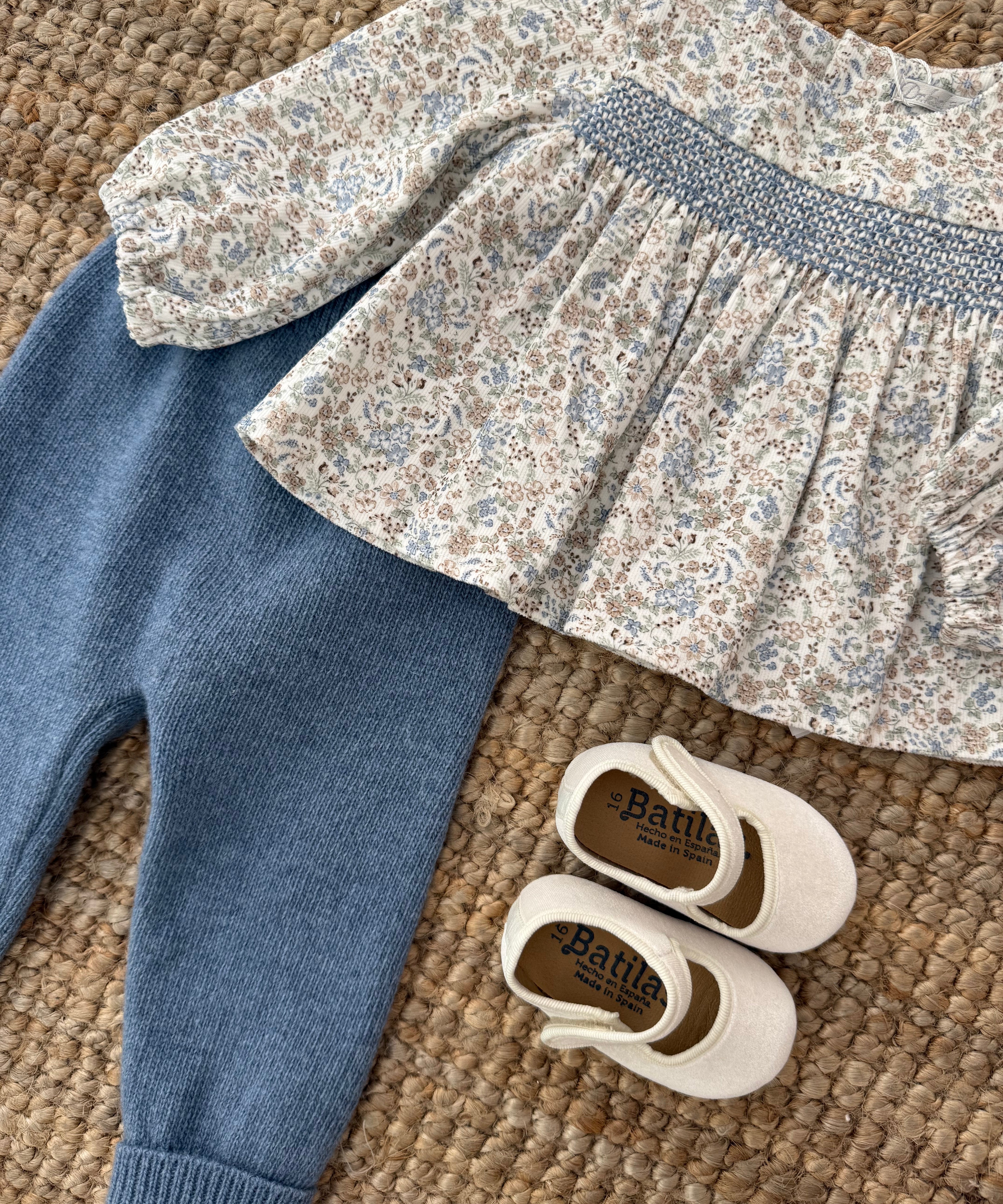 Completo newborn spezzato blusa velluto millerighe fiorellini e ghettine DK215 DK216 DrKid