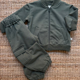 Completo bomber e pantalone tasche verde 138211 138205 Time to Bloom