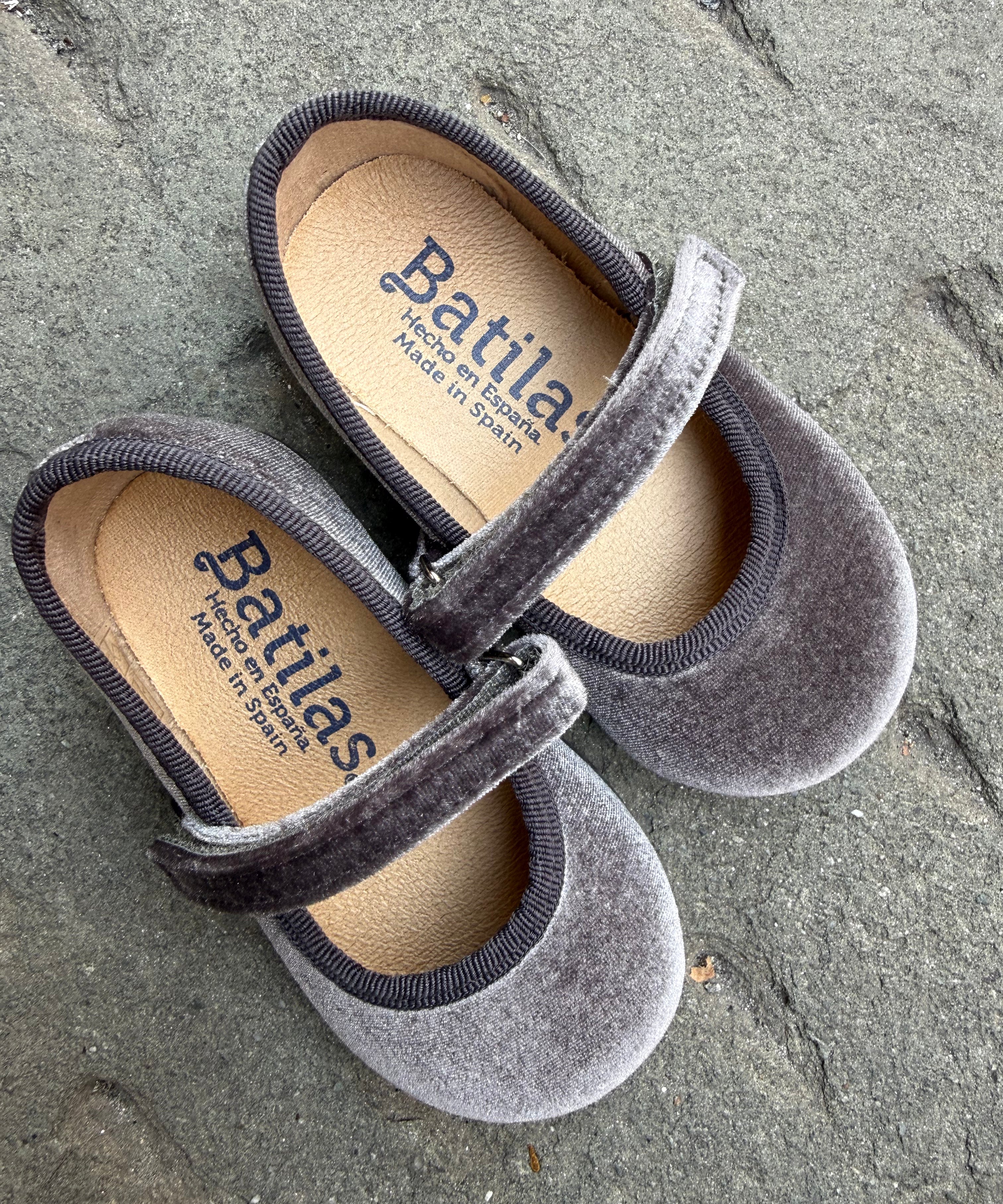 Grey Velvet Ballet Flats with Strap 11351
