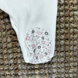 Newborn baby romper in milk chenille and pink and grey flower pattern 06203