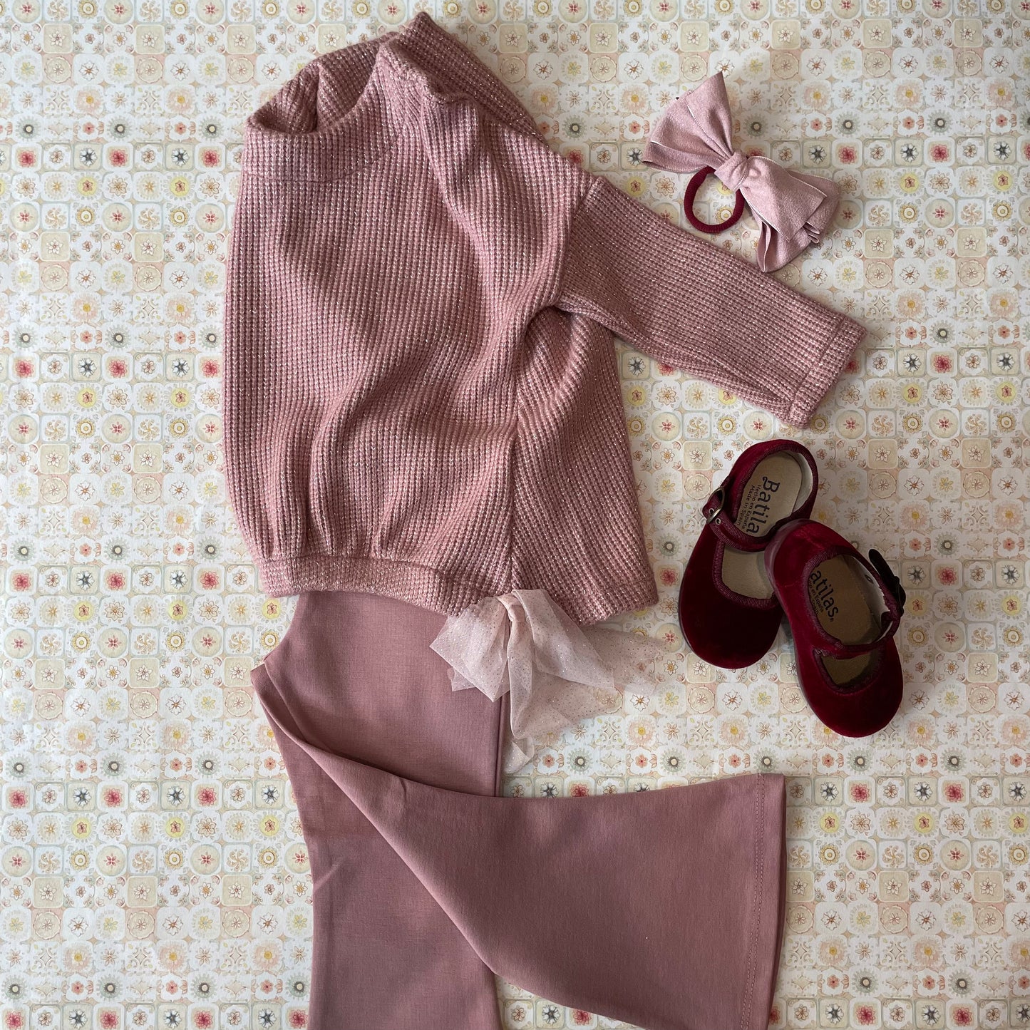 Completo rosa maglia lurex dettaglo fiocco in tulle e pantalone zampetta art EN25118 e EN21119