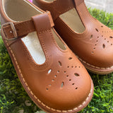 Scarpe sandali unisex in nappa impunturata color caramello B2805