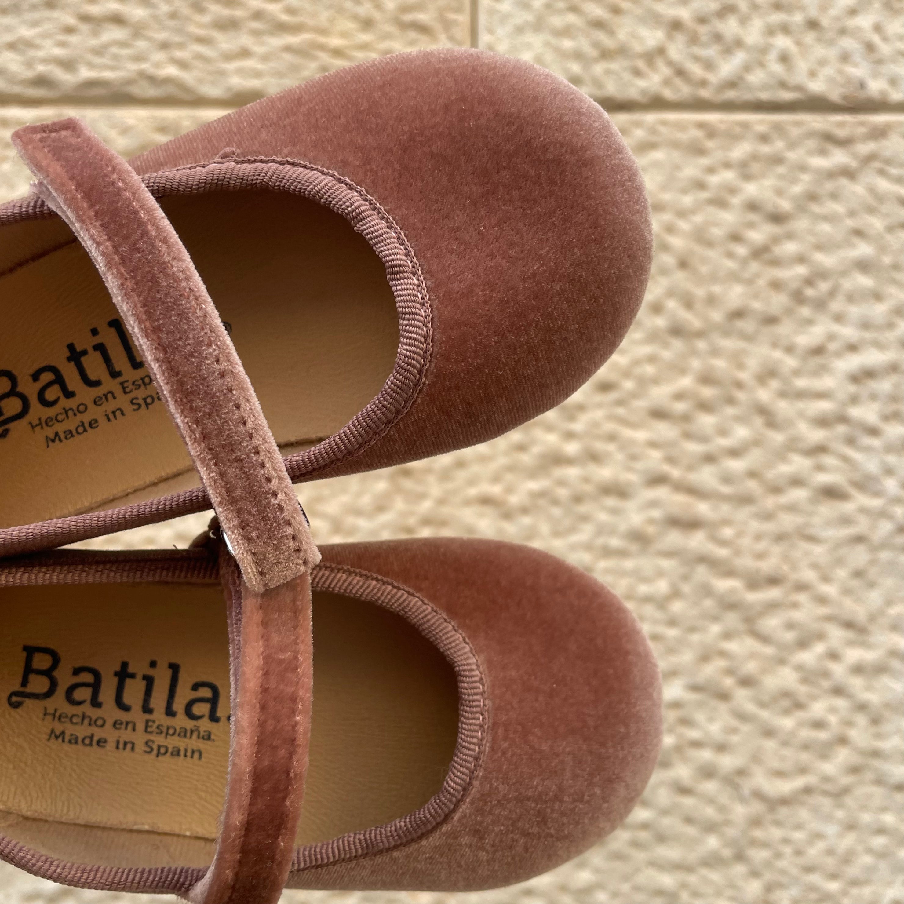 Ballerine in velluto rosa antico con strap Batilas 11351